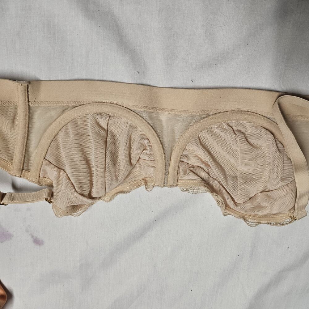 LIVELY Bra Women Size 32D Nude Convertible Bra Light Weight Coastal Summer - Picture 5 of 8